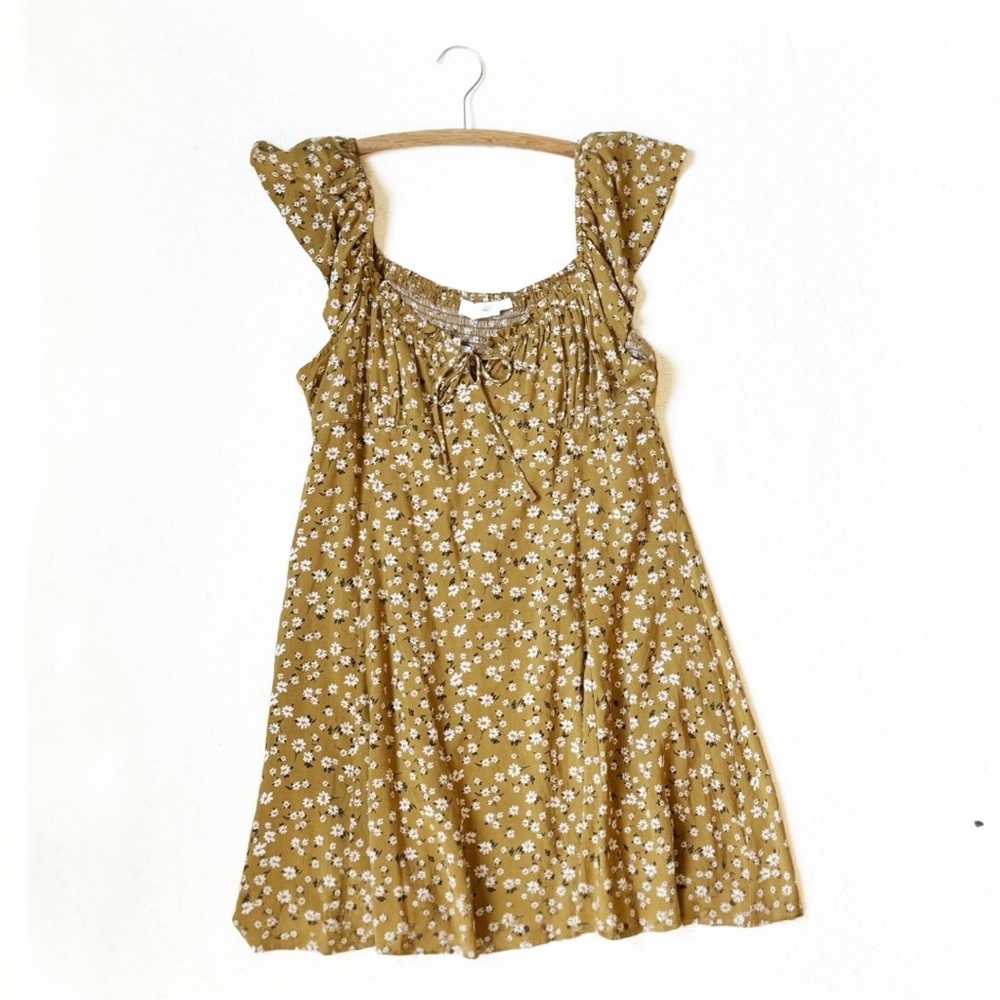 New Ditsy Floral Patterned Sundress (XL) - Picture 2 of 5